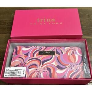 Trina Turk Sea Anemone Large Zip Around Wallet New in Box